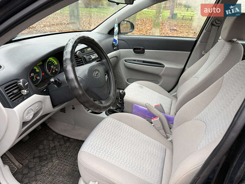 Седан Hyundai Accent 2008 в Киеве