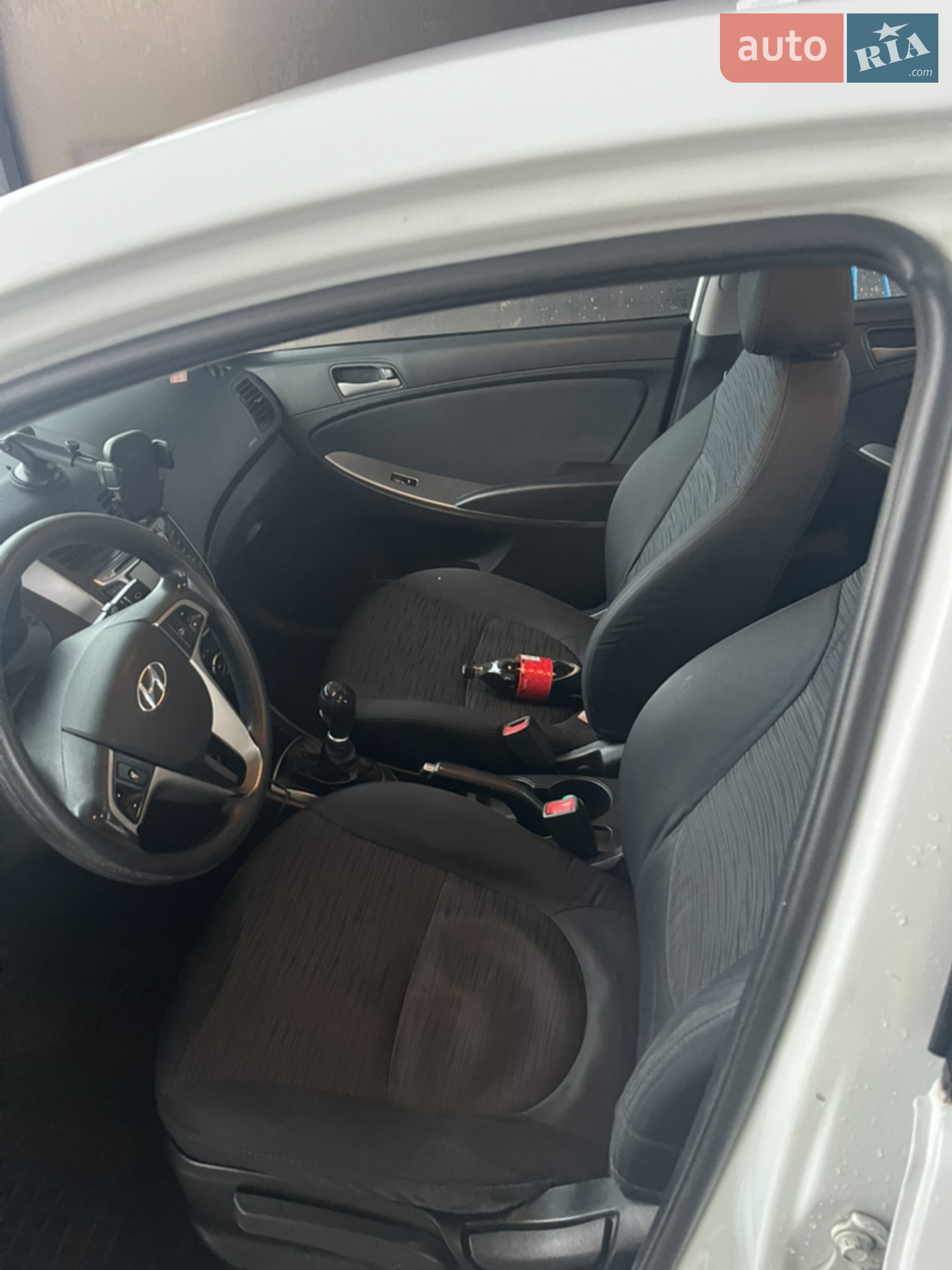 2016 Hyundai Accent - мініатюра 8