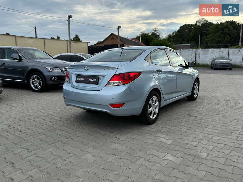 Седан Hyundai Accent 2012 в Вінниці