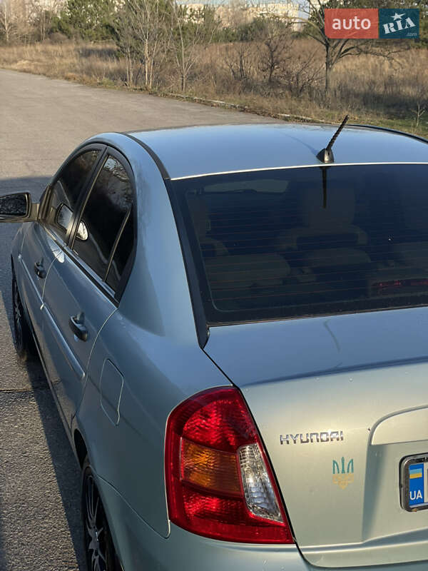 Седан Hyundai Accent 2007 в Днепре