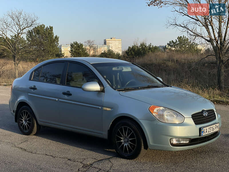 Седан Hyundai Accent 2007 в Днепре