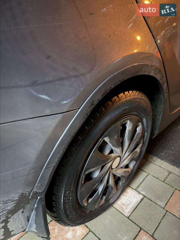 Седан Hyundai Accent 2011 в Киеве