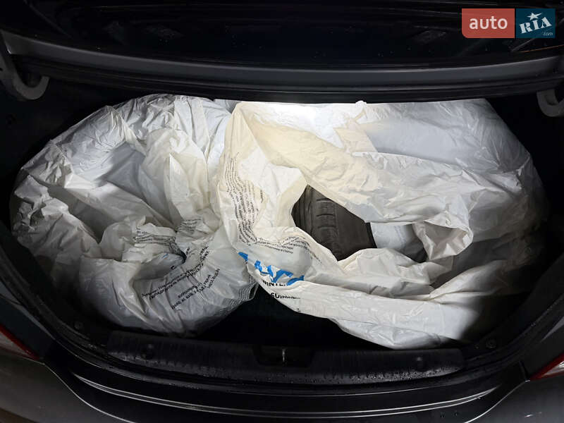 Седан Hyundai Accent 2011 в Киеве