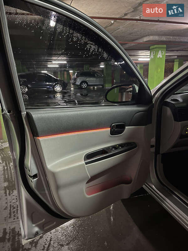 Седан Hyundai Accent 2008 в Львове