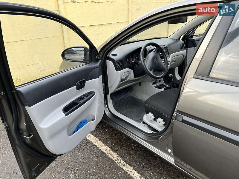 Седан Hyundai Accent 2008 в Харькове