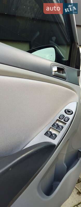 Седан Hyundai Accent 2016 в Запорожье фото 23 Седан Hyundai Accent 2016 в Запорожье