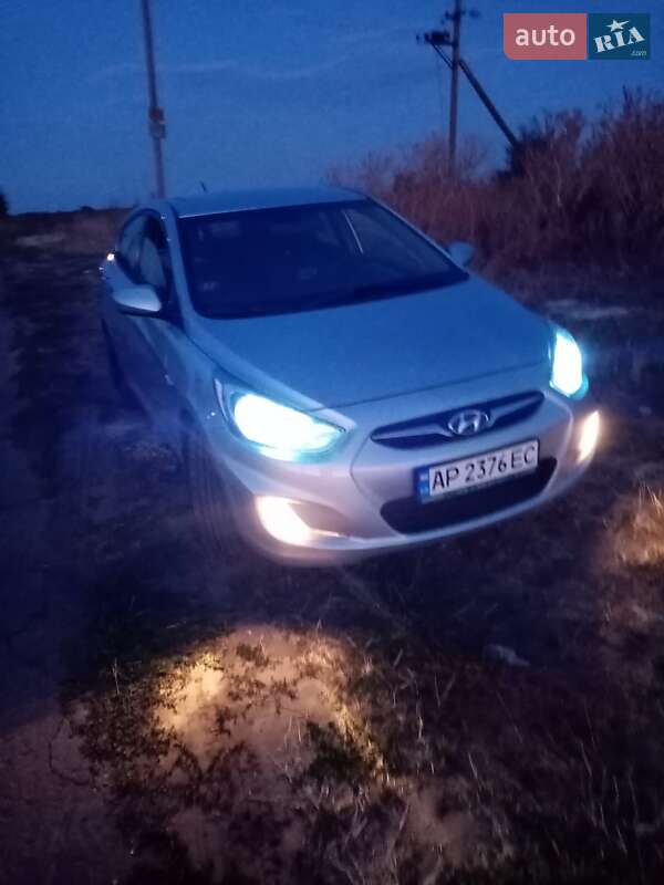 Седан Hyundai Accent 2012 в Запоріжжі