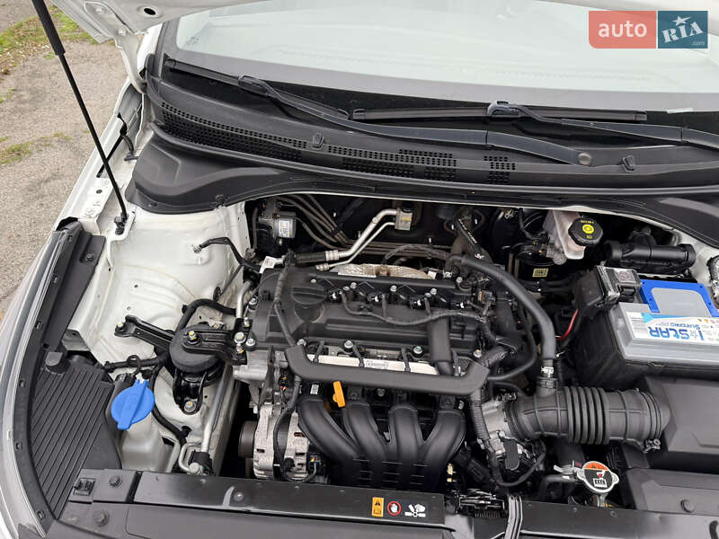 Седан Hyundai Accent 2017 в Днепре