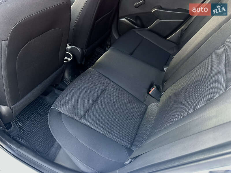 Седан Hyundai Accent 2017 в Днепре