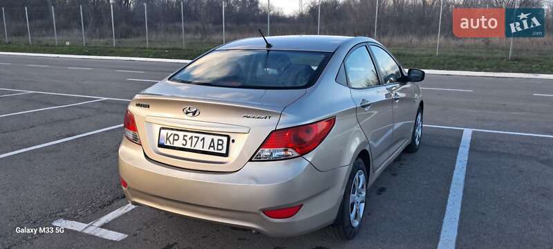 Седан Hyundai Accent 2012 в Запоріжжі