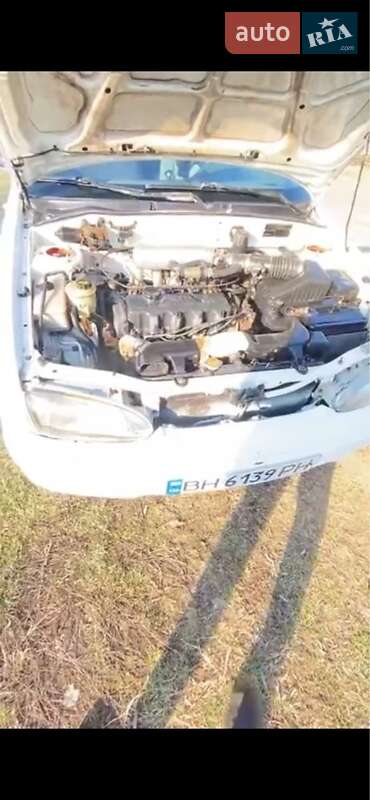 Седан Hyundai Accent 1995 в Белгороде-Днестровском фото 3 Седан Hyundai Accent 1995 в Белгороде-Днестровском