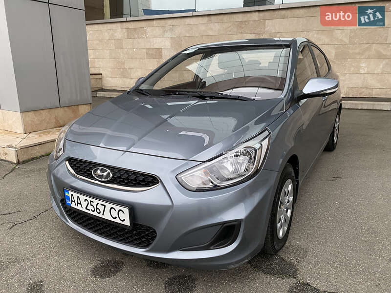 Седан Hyundai Accent 2019 в Києві