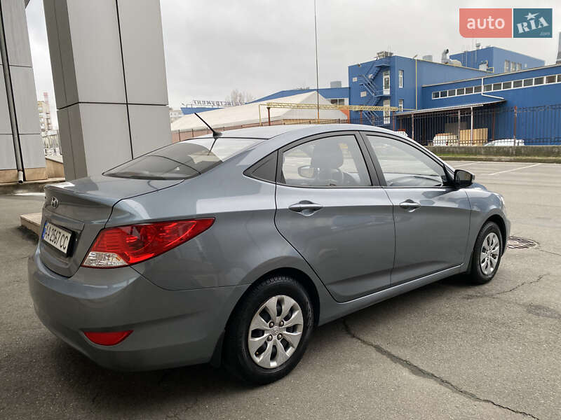 Седан Hyundai Accent 2019 в Києві