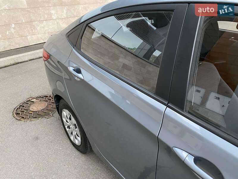 Седан Hyundai Accent 2019 в Києві