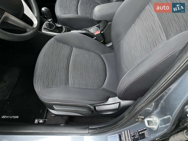 Седан Hyundai Accent 2019 в Києві