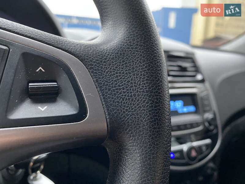 Седан Hyundai Accent 2019 в Києві