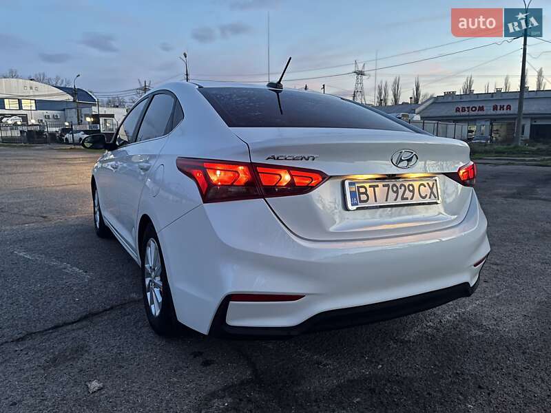 Седан Hyundai Accent 2020 в Николаеве