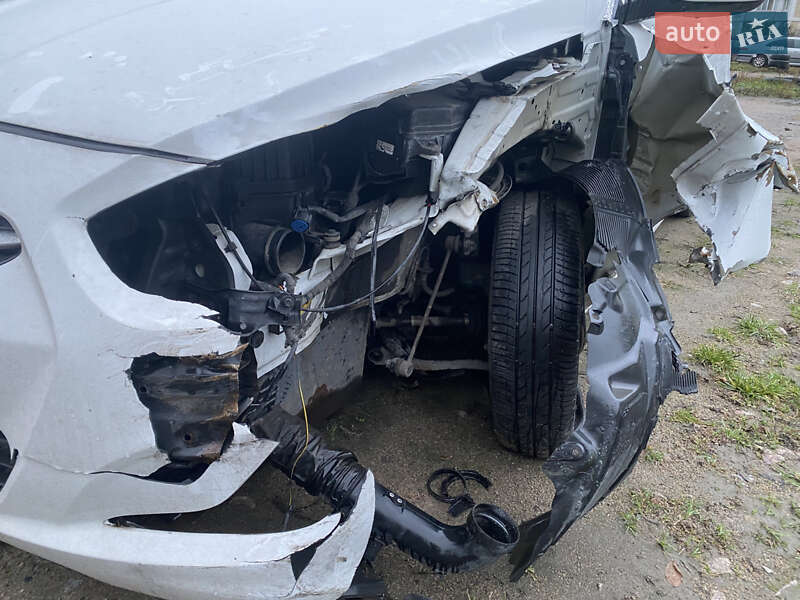 Седан Hyundai Accent 2016 в Києві