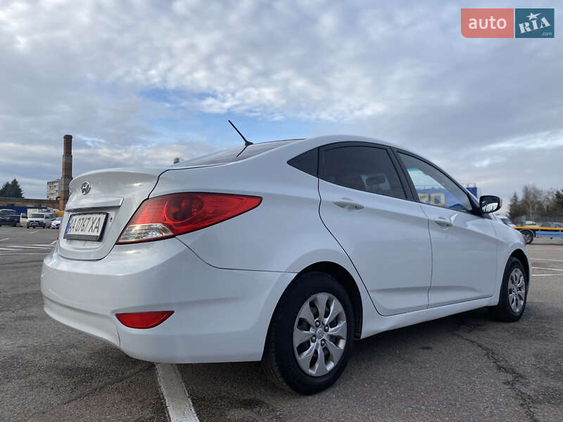 Седан Hyundai Accent 2018 в Житомирі