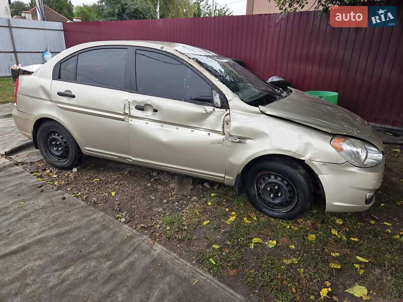 Седан Hyundai Accent 2011 в Києві фото 2 Седан Hyundai Accent 2011 в Києві