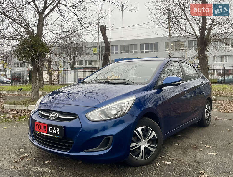 Седан Hyundai Accent 2015 в Киеве фото 3 Седан Hyundai Accent 2015 в Киеве