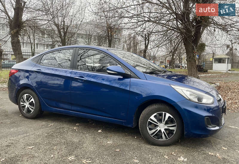 Седан Hyundai Accent 2015 в Киеве фото 13 Седан Hyundai Accent 2015 в Киеве