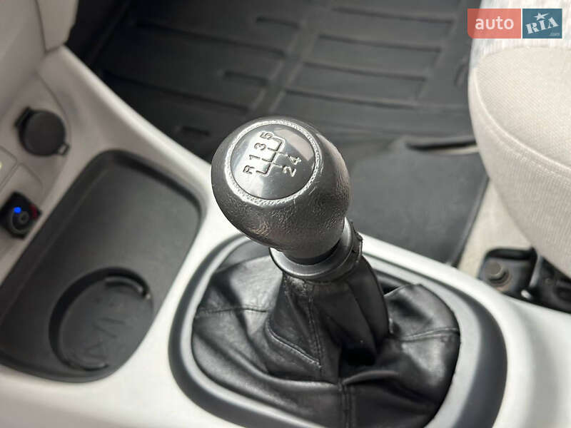 Седан Hyundai Accent 2008 в Дніпрі фото 11 Седан Hyundai Accent 2008 в Дніпрі