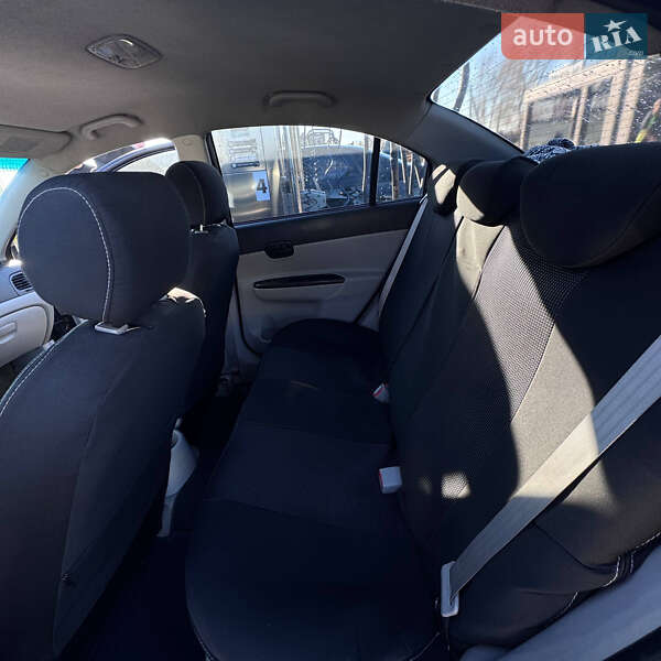 Седан Hyundai Accent 2008 в Ивано-Франковске
