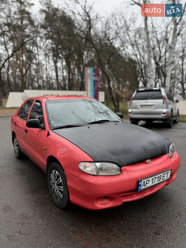 Ліфтбек Hyundai Accent 1995 в Новомосковську фото 5 Ліфтбек Hyundai Accent 1995 в Новомосковську