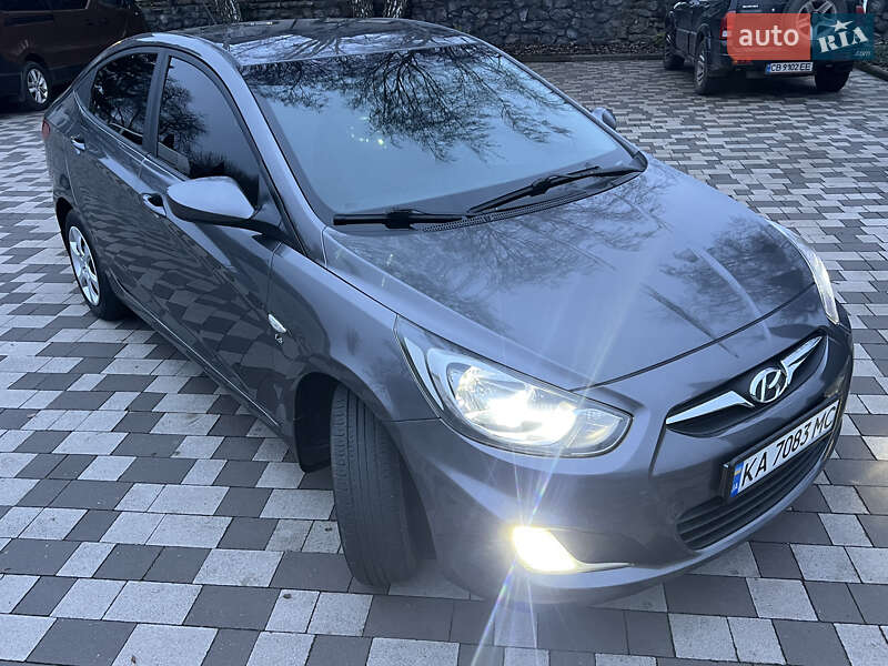 Седан Hyundai Accent 2011 в Ніжині фото 4 Седан Hyundai Accent 2011 в Ніжині