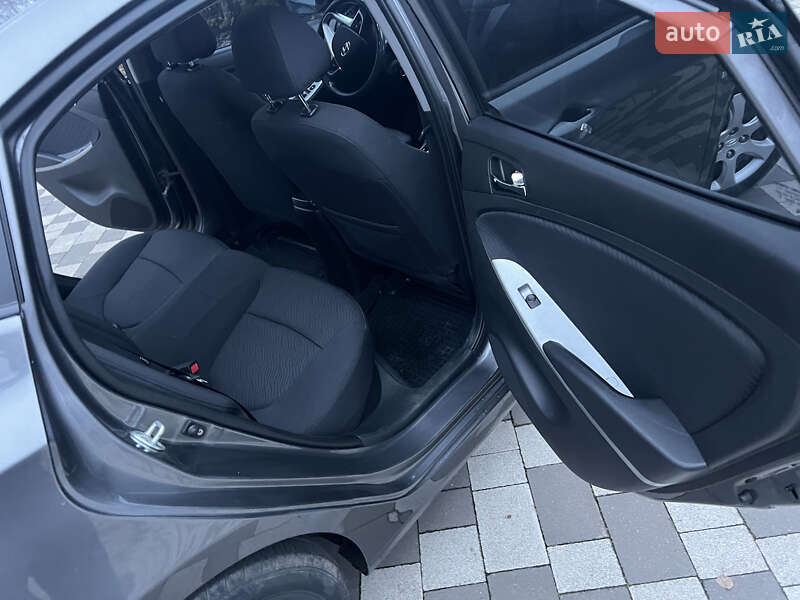 Седан Hyundai Accent 2011 в Ніжині фото 26 Седан Hyundai Accent 2011 в Ніжині
