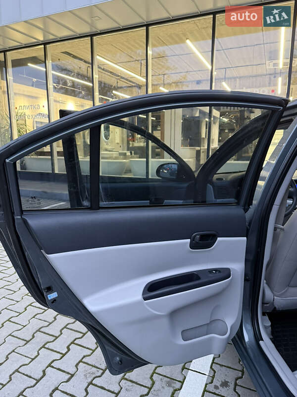 Седан Hyundai Accent 2008 в Хмельницькому фото 32 Седан Hyundai Accent 2008 в Хмельницькому