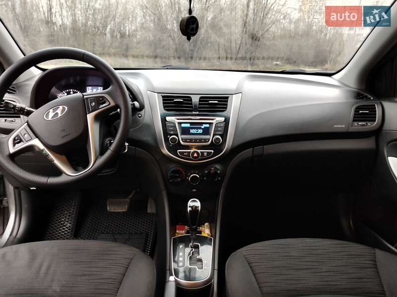 Седан Hyundai Accent 2015 в Запорожье фото 12 Седан Hyundai Accent 2015 в Запорожье