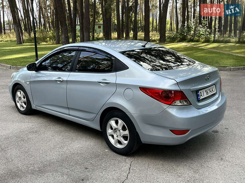 Седан Hyundai Accent 2011 в Чернігові фото 5 Седан Hyundai Accent 2011 в Чернігові
