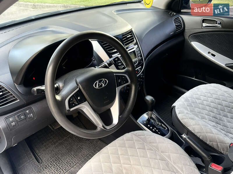 Седан Hyundai Accent 2011 в Чернігові фото 8 Седан Hyundai Accent 2011 в Чернігові