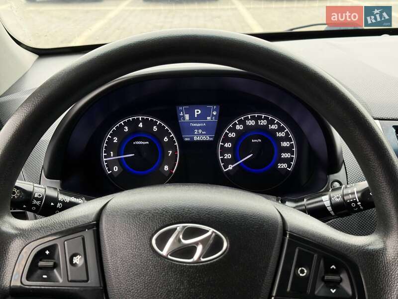 Седан Hyundai Accent 2013 в Кривому Розі