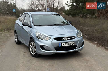 Седан Hyundai Accent 2013 в Василькові