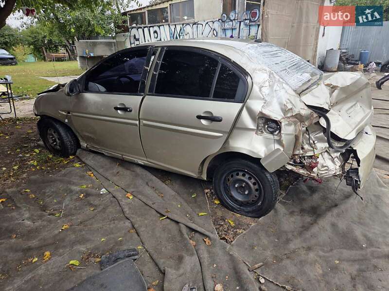 Седан Hyundai Accent 2011 в Києві фото 8 Седан Hyundai Accent 2011 в Києві