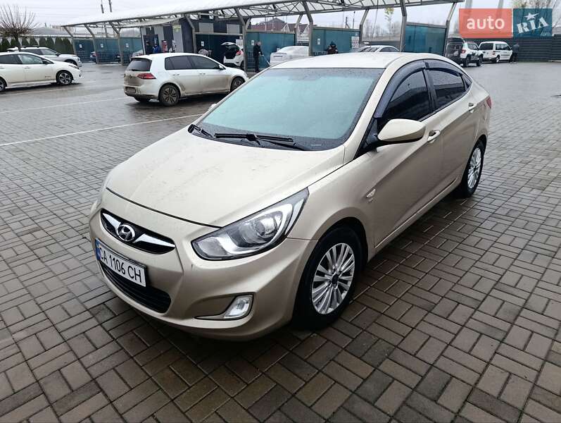 Седан Hyundai Accent 2011 в Черкассах