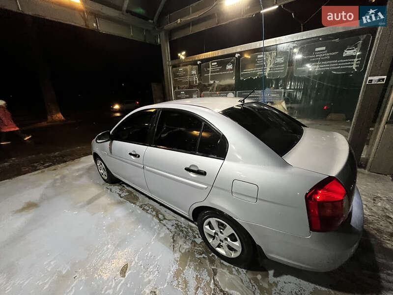 Седан Hyundai Accent 2008 в Києві
