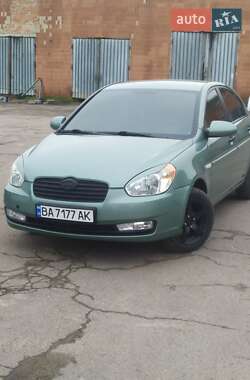 Седан Hyundai Accent 2008 в Новоархангельську