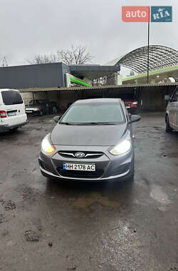 Седан Hyundai Accent 2011 в Одессе