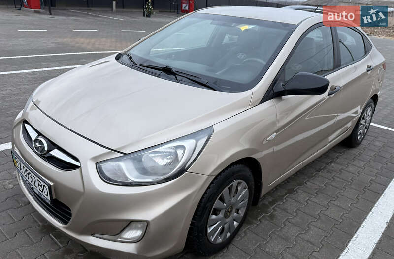 Hyundai Accent 2014 Hyundai Accent 2014