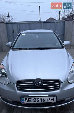 Седан Hyundai Accent 2008 в Днепре