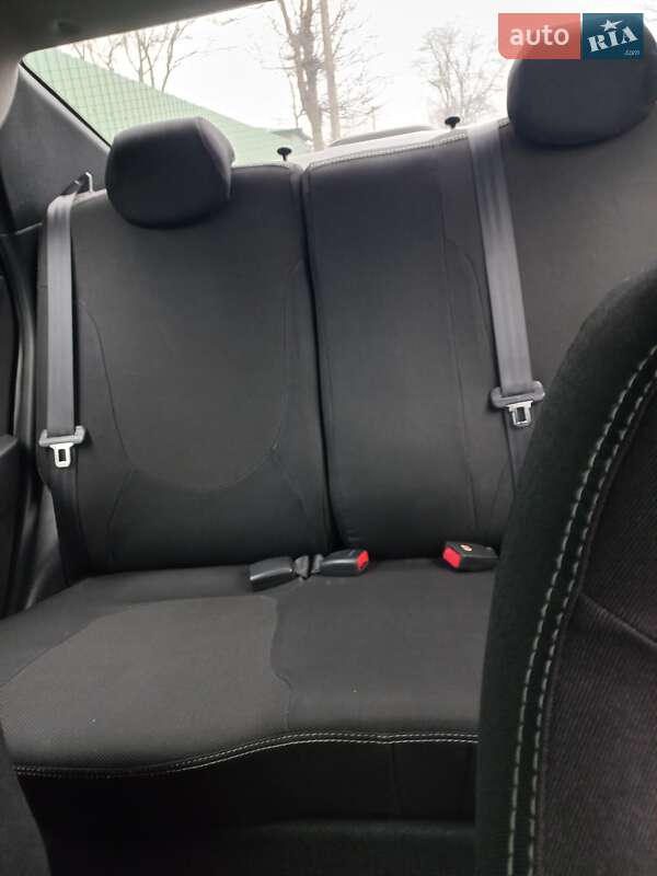 Седан Hyundai Accent 2013 в Ніжині