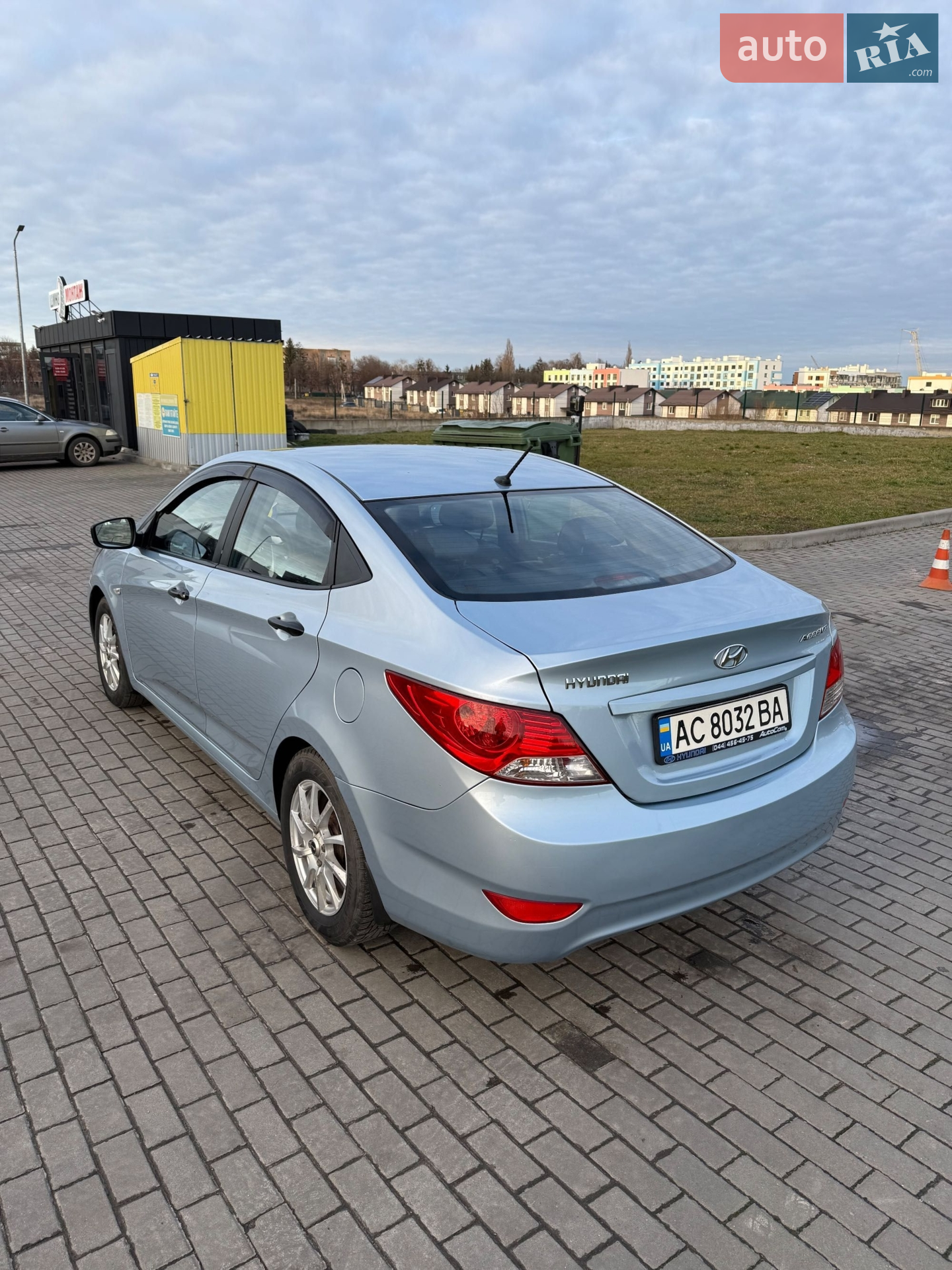 2012 Hyundai Accent - мініатюра 2