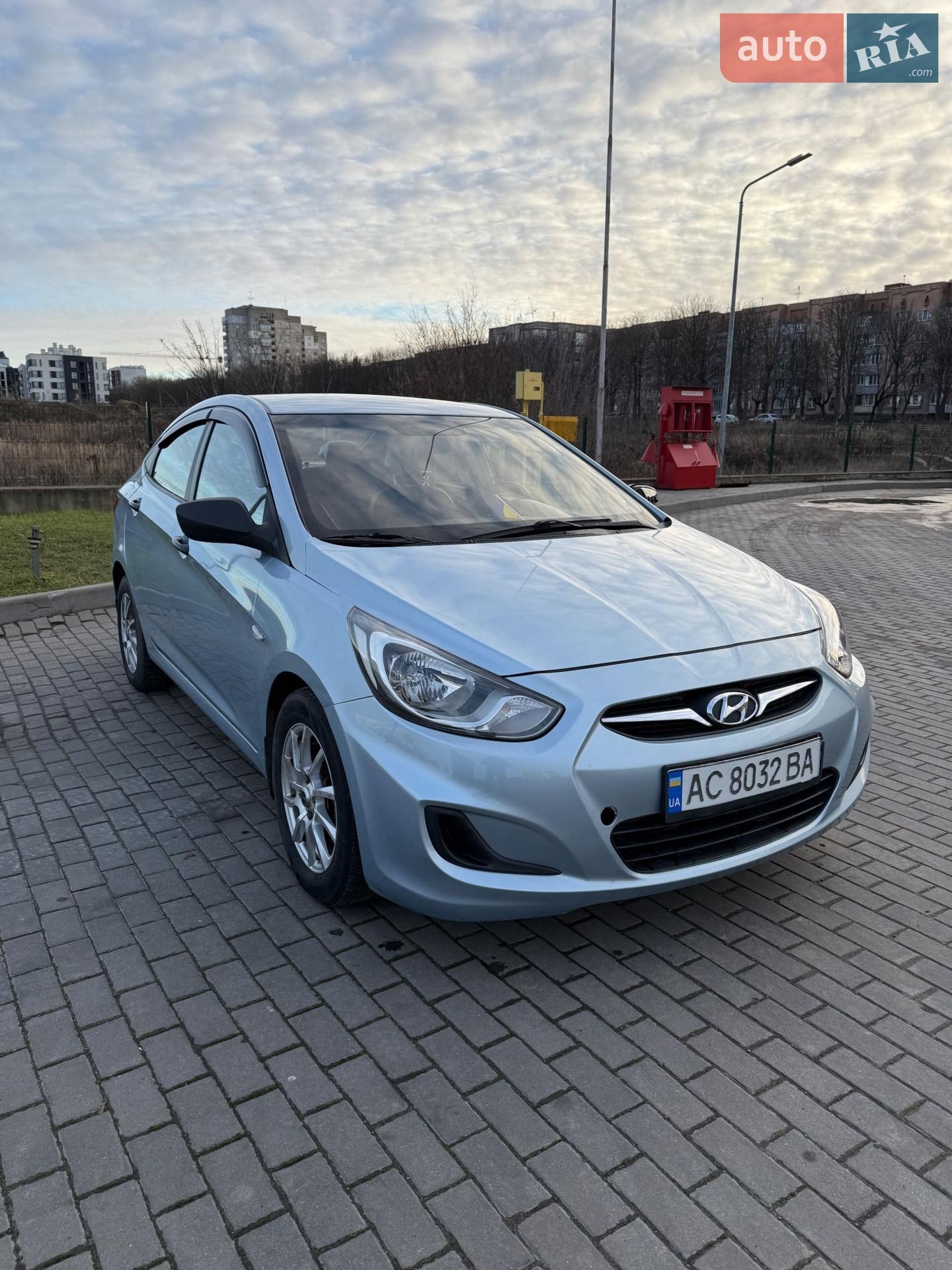 2012 Hyundai Accent - мініатюра 18