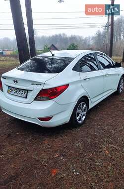 Седан Hyundai Accent 2011 в Ахтырке