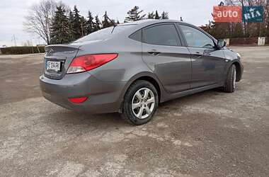 Седан Hyundai Accent 2012 в Ужгороді