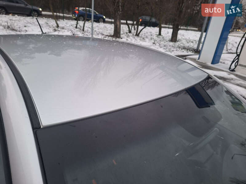 Седан Hyundai Accent 2012 в Києві фото 64 Седан Hyundai Accent 2012 в Києві